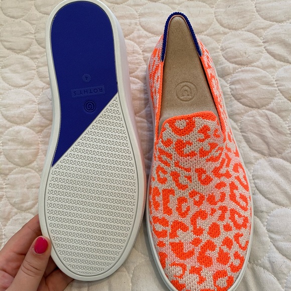 Kids Rothy’s - Picture 2 of 3